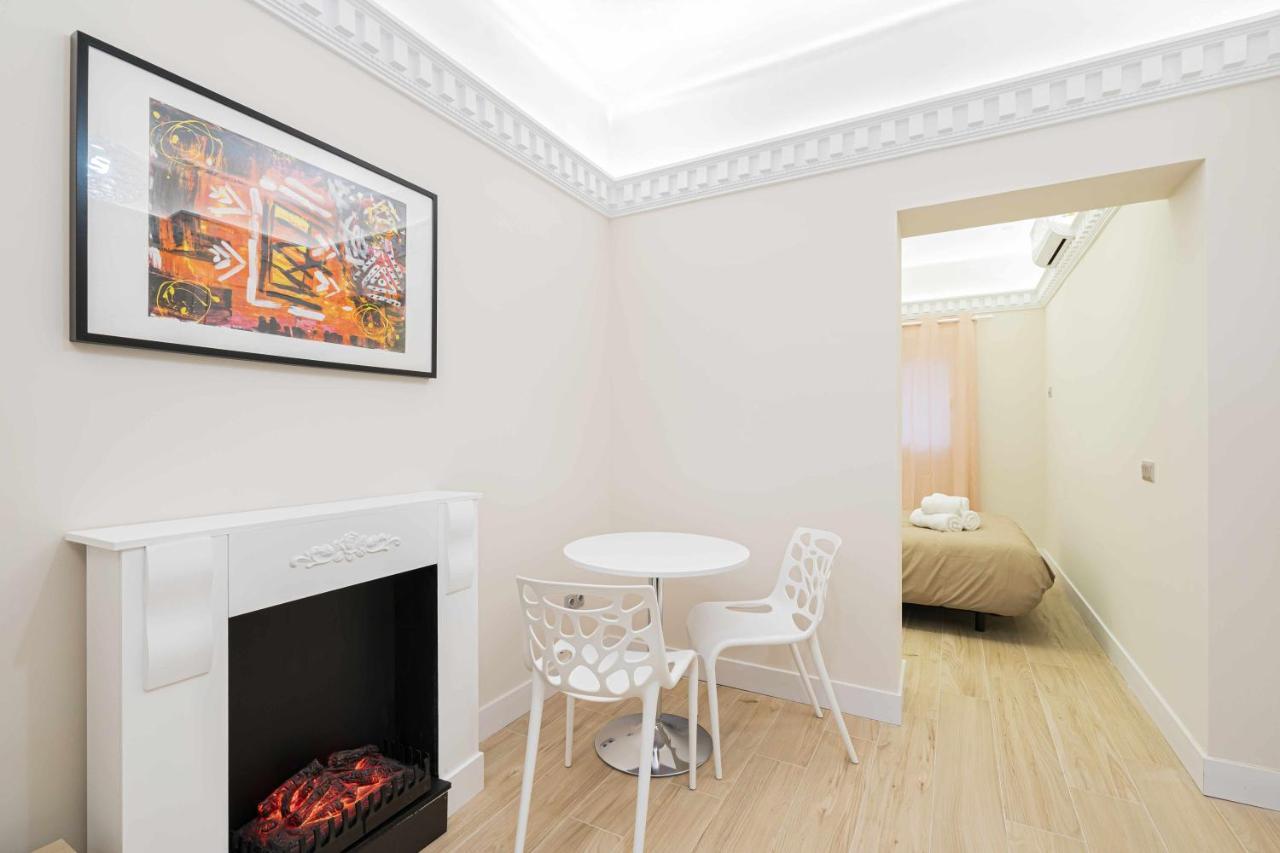 Reformado Decorado Centrico 1 Dormitorio Madrid Dış mekan fotoğraf